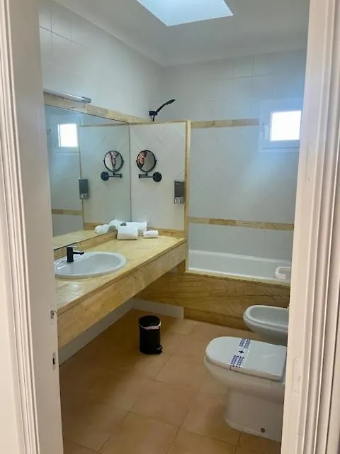 Hotel Boutique Cabo Sur 모야카